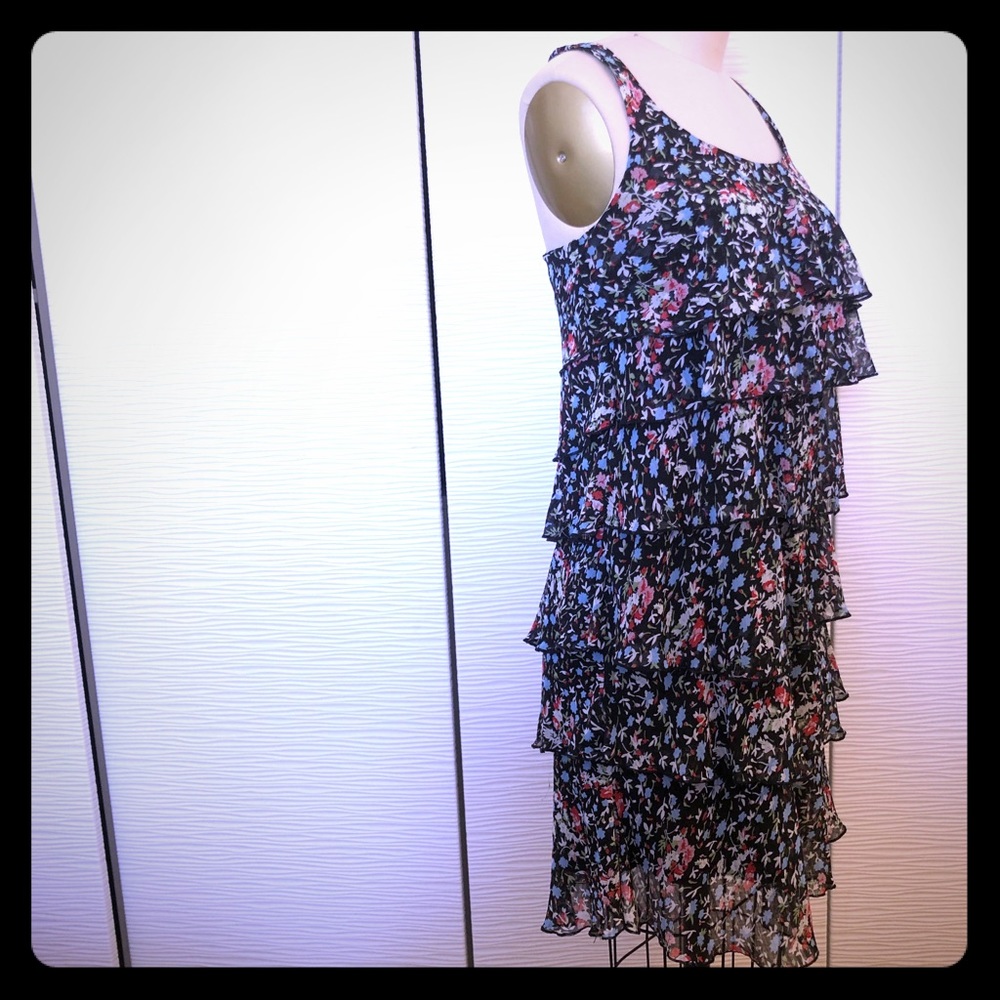 Xhileration DRESS black w/ floral pattern ruffles